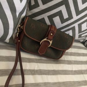 Dooney & Bourke Wristlet
